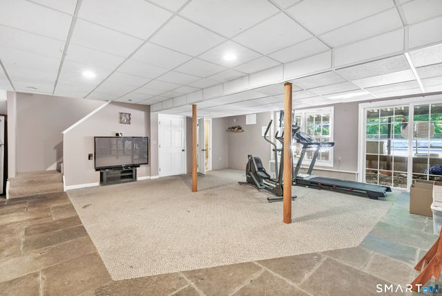 995 Beaver Dam Road, Stratford, CT 06614