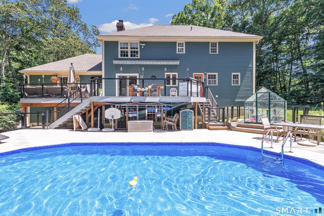 995 Beaver Dam Road, Stratford, CT 06614