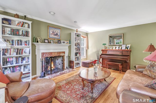 995 Beaver Dam Road, Stratford, CT 06614
