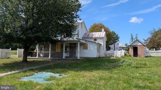 707 W PENN AVE, Robesonia, PA 19551