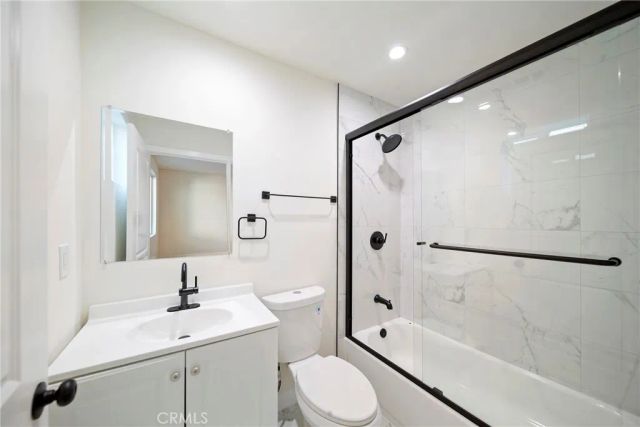 15141 Lassen, Mission Hills (san Fernando), CA 91345