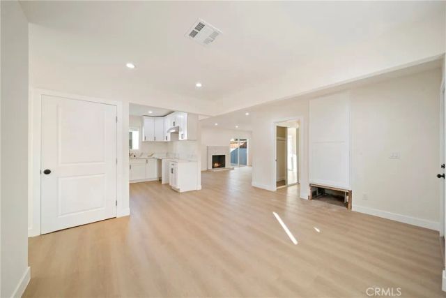 15141 Lassen, Mission Hills (san Fernando), CA 91345