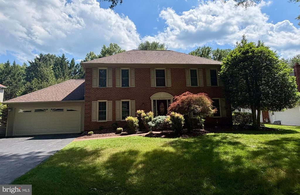 9720 WILDEN LN, Potomac, MD 20854
