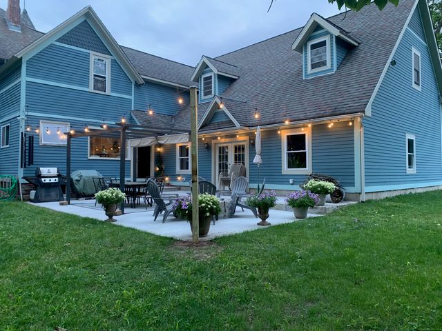 598 East Street, Middletown, CT 06457