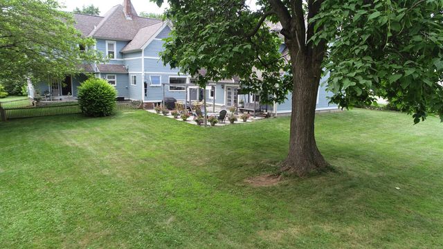 598 East Street, Middletown, CT 06457