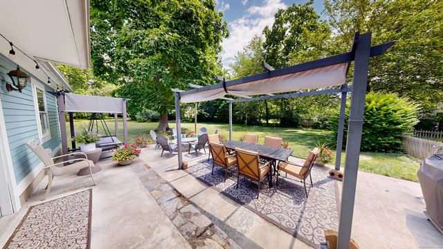 598 East Street, Middletown, CT 06457