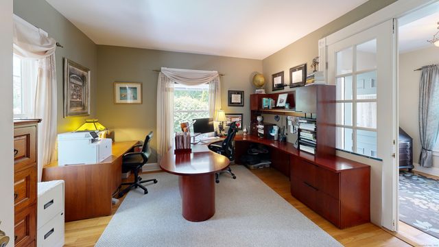 598 East Street, Middletown, CT 06457