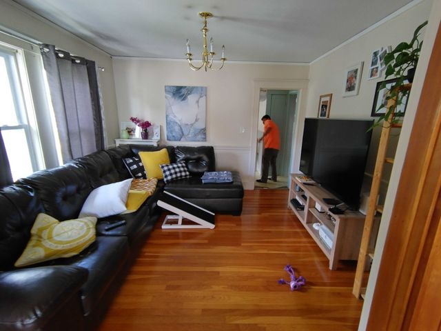 93 Bartlett Ave 2, Belmont, MA 02478