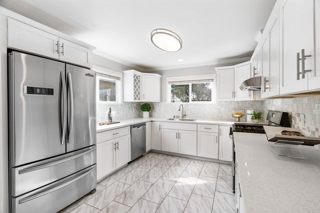 633 N P St, Livermore, CA 94551