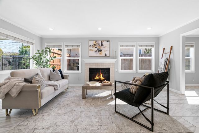 633 N P St, Livermore, CA 94551