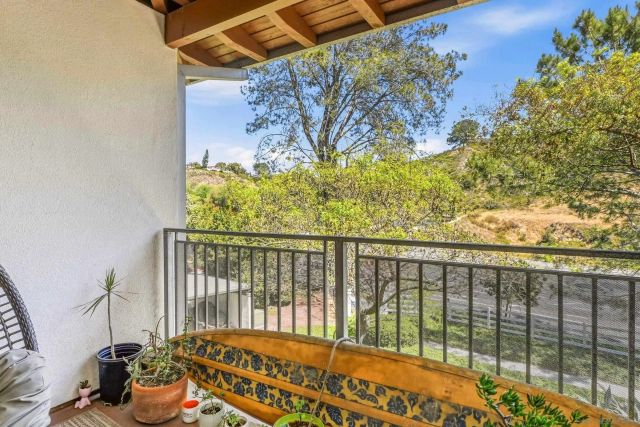 1650 S El Camino Real 204, Encinitas, CA 92024