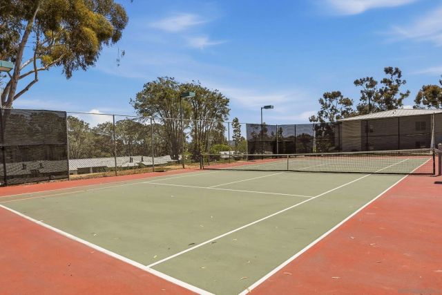 1650 S El Camino Real 204, Encinitas, CA 92024