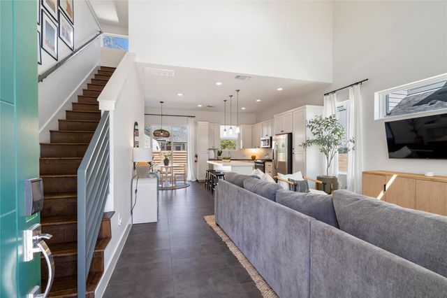 1126 Linden ST 1, Austin, TX 78702