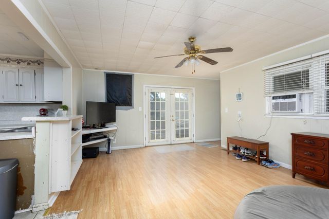 469 Cash Street, Spring City, TN 37381
