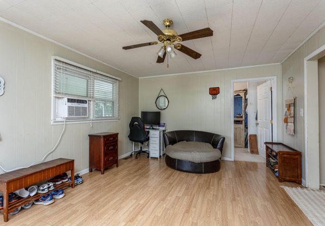 469 Cash Street, Spring City, TN 37381
