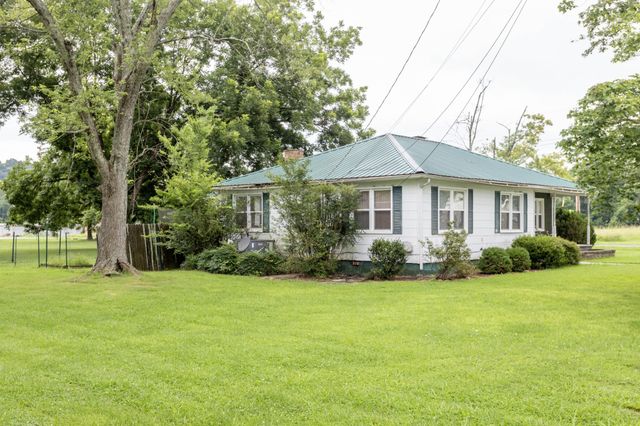 469 Cash Street, Spring City, TN 37381