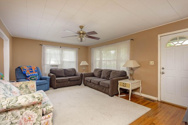 469 Cash Street, Spring City, TN 37381