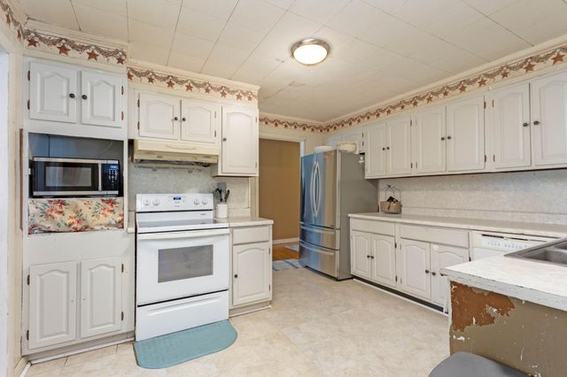 469 Cash Street, Spring City, TN 37381