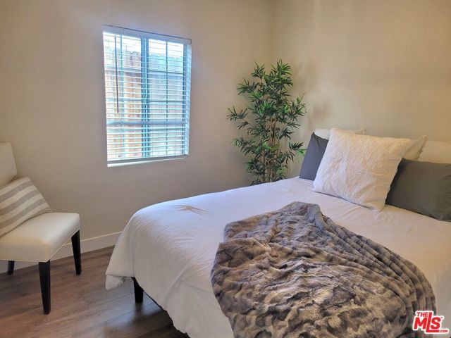 1301 S Amantha Avenue, Compton, CA 90220