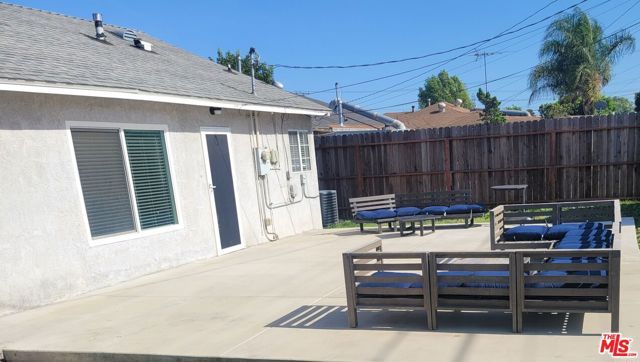 1301 S Amantha Avenue, Compton, CA 90220