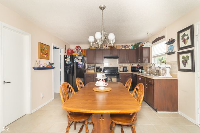 3030 Everbloom Way, Indianapolis, IN 46217