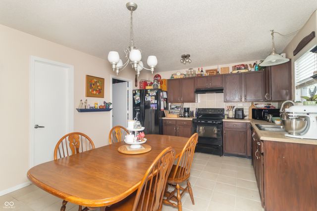 3030 Everbloom Way, Indianapolis, IN 46217