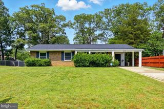 643 UNIVERSITY DR, Waldorf, MD 20602