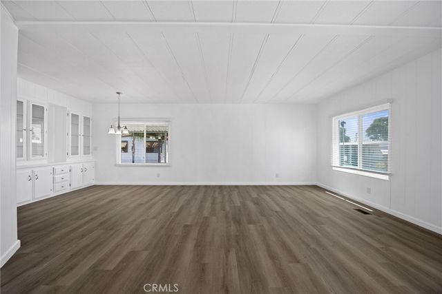 114 Cedarwood Lane, Bakersfield, CA 93308