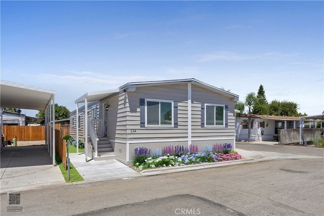 114 Cedarwood Lane, Bakersfield, CA 93308