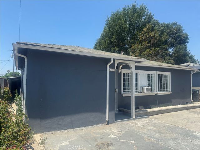 13107 Jarvis, Los Angeles, CA 90061