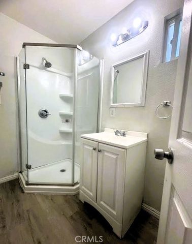 13107 Jarvis, Los Angeles, CA 90061