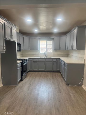 13107 Jarvis, Los Angeles, CA 90061