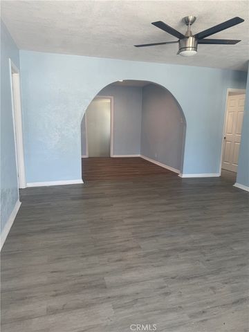 13107 Jarvis, Los Angeles, CA 90061