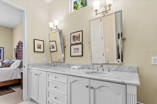2772 NW 26TH PLACE, Gainesville, FL 32605