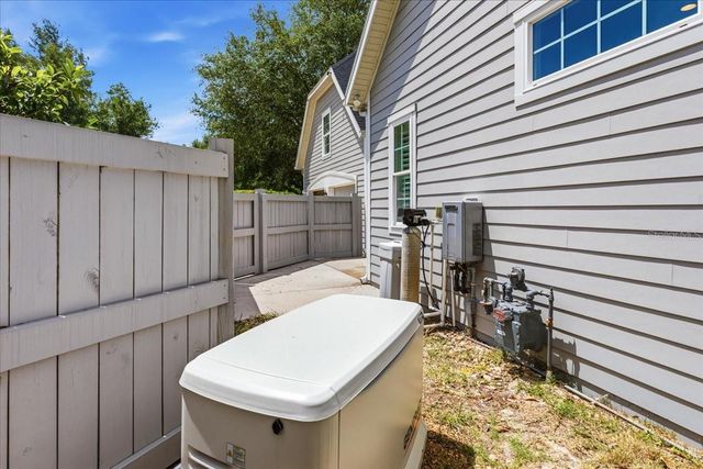 2772 NW 26TH PLACE, Gainesville, FL 32605