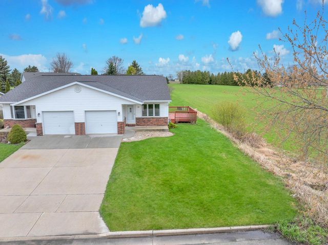 608 N 13th STREET, Oostburg, WI 53070