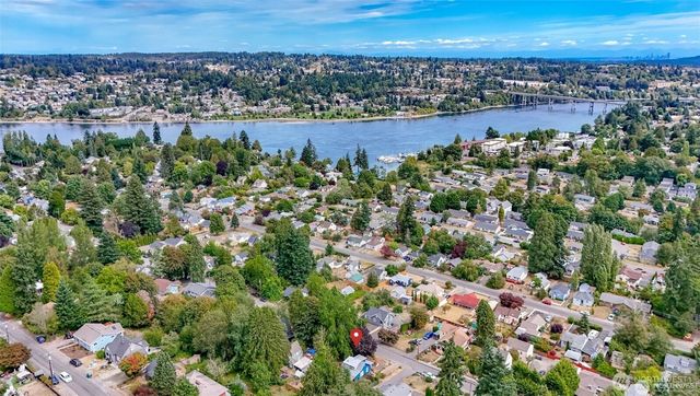 1551 N Callow Avenue, Bremerton, WA 98312