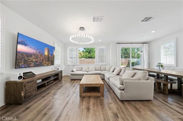 16405 Globetrotter, Chino, CA 91708