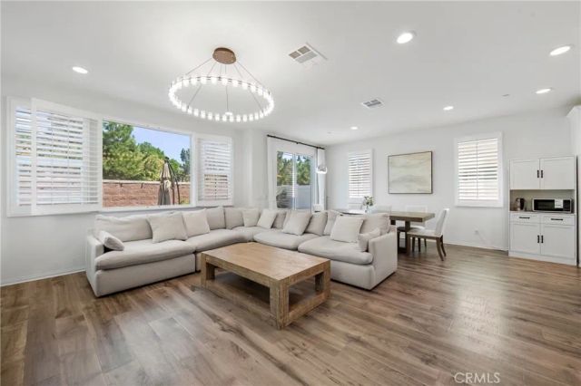 16405 Globetrotter, Chino, CA 91708
