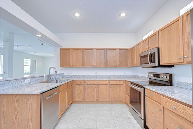 8049 SANGUINELLI ROAD, Land O Lakes, FL 34637