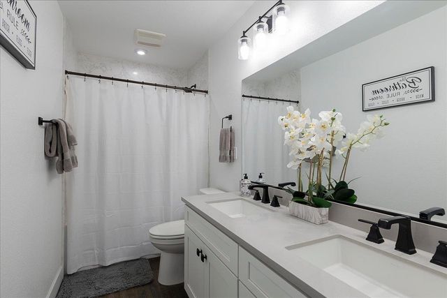 10469 Fendi Way, Elk Grove, CA 95757