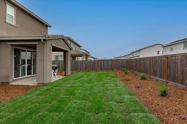10469 Fendi Way, Elk Grove, CA 95757