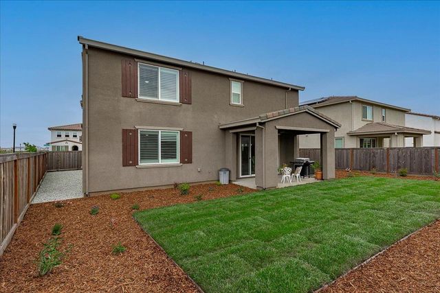 10469 Fendi Way, Elk Grove, CA 95757