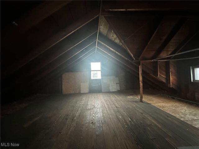 1476 Clermont Road, Cleveland, OH 44110