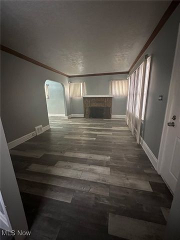 1476 Clermont Road, Cleveland, OH 44110