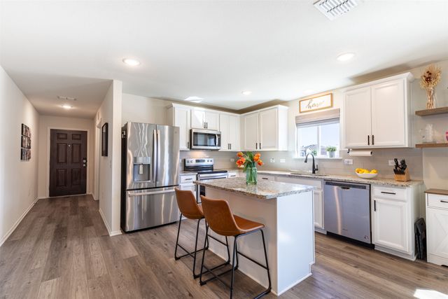 1340 Vernon Drive, Aubrey, TX 76227