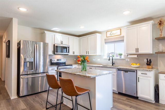 1340 Vernon Drive, Aubrey, TX 76227