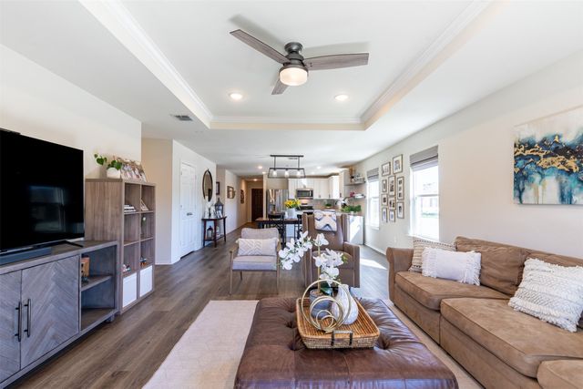 1340 Vernon Drive, Aubrey, TX 76227