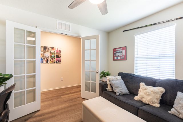 1340 Vernon Drive, Aubrey, TX 76227