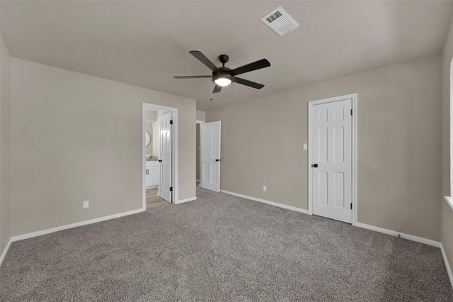 88 April Wind Drive S, Conroe, TX 77356